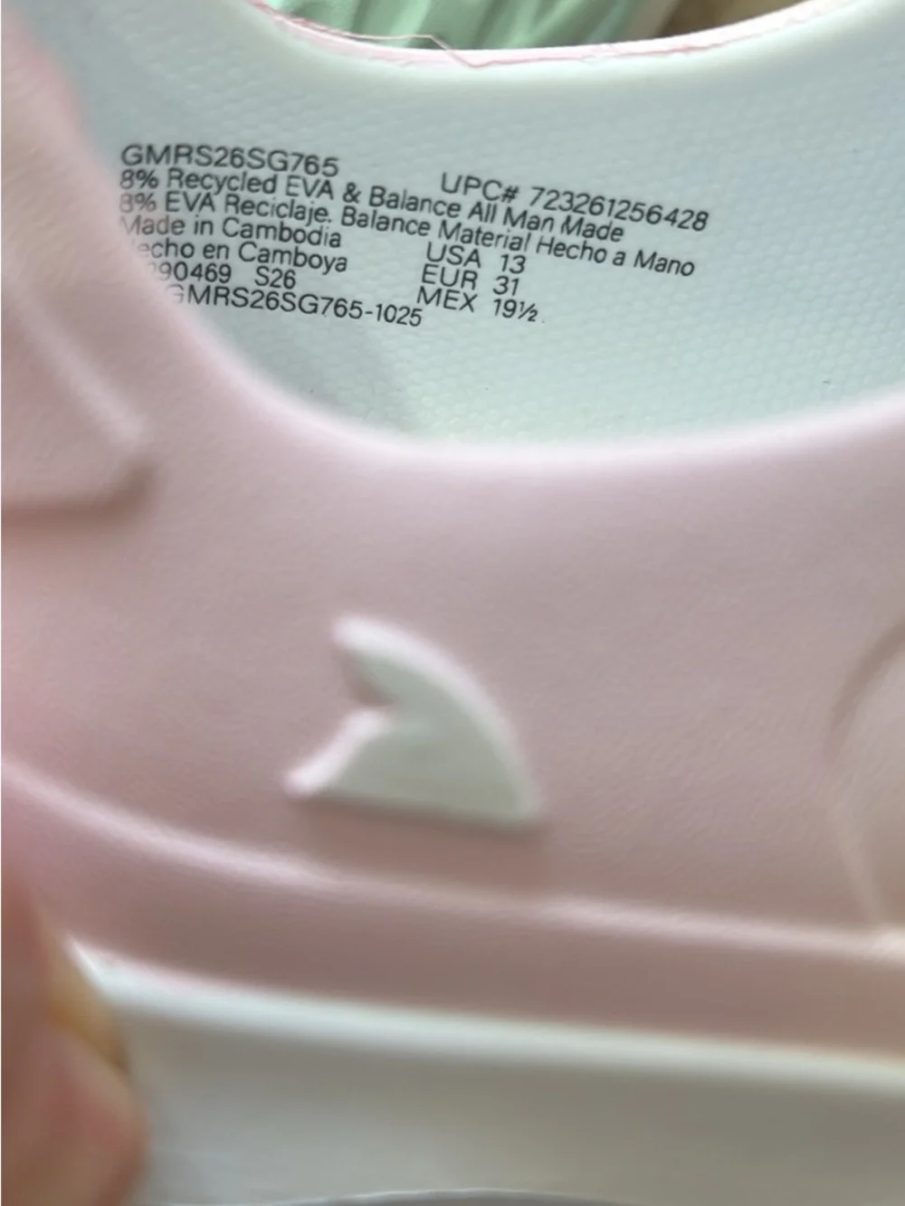 Kids Pastel Gradient Slip-On Water Shoes Size 13